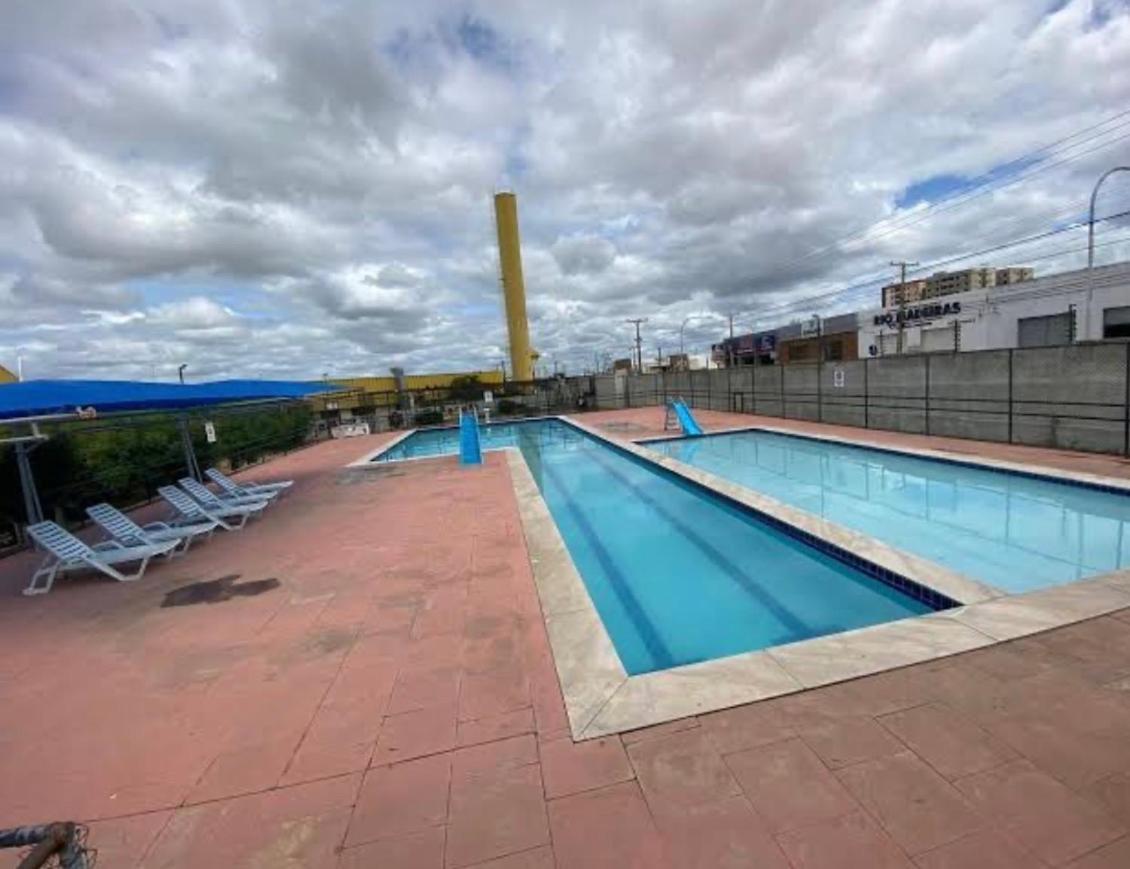 Apto Para Ate 4 Pessoas,Otima Localizacao, Area De Lazer Com Conveniencia E Piscina Para Crianca Petrolina Exterior foto